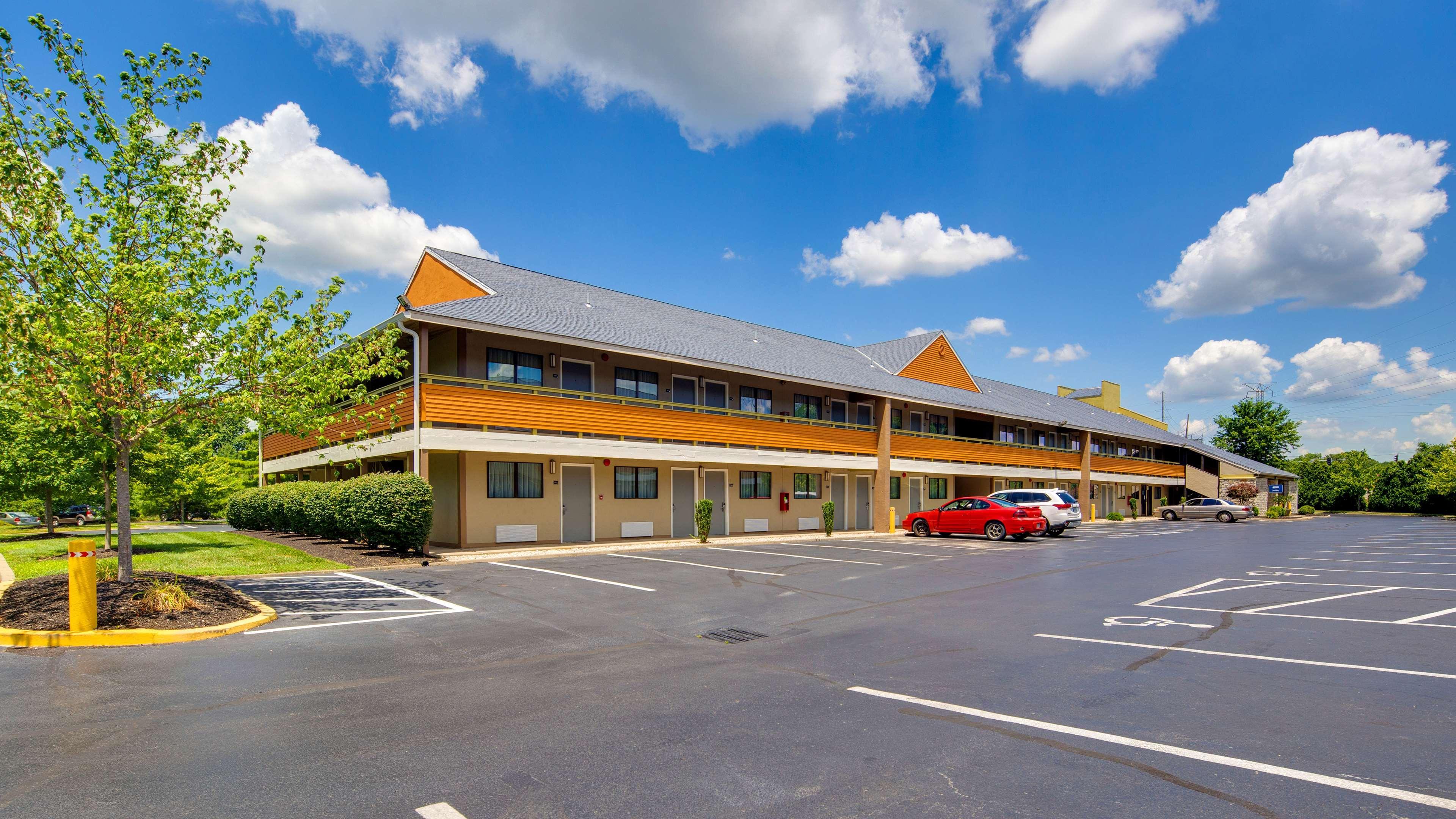 Best Western Clermont Cherry Grove Esterno foto